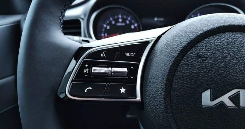 Kia Ceed cena 103500 przebieg: 10, rok produkcji 2024 z Poznań małe 436